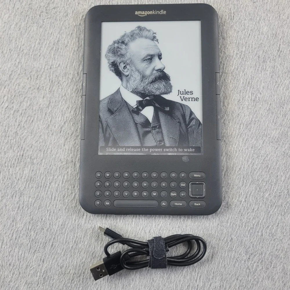 Amazon Kindle Keyboard 3rd Gen E-Ink D00901 E Reader WiFi New Battery USB Bundle